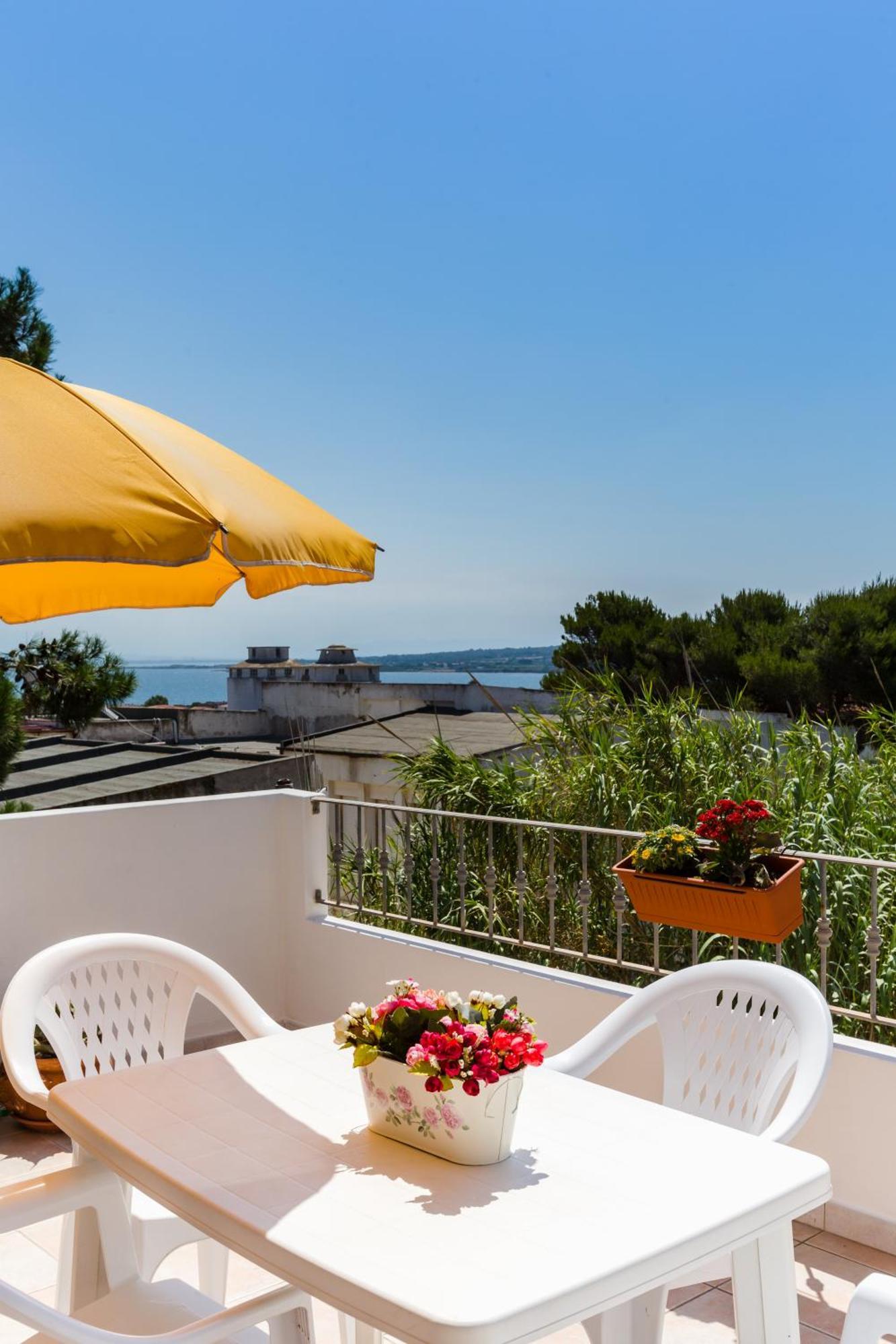 Residence Fior Di Sulcis Calasetta Exteriér fotografie